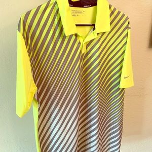 Men’s Nike dry performance Golf Shirt